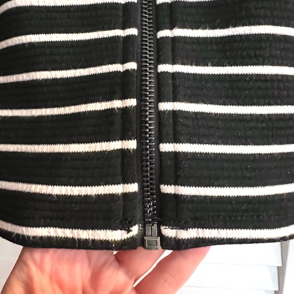 APT 9 Black & White Striped Ribbed Jacket Size M Petite - Picture 6 of 12